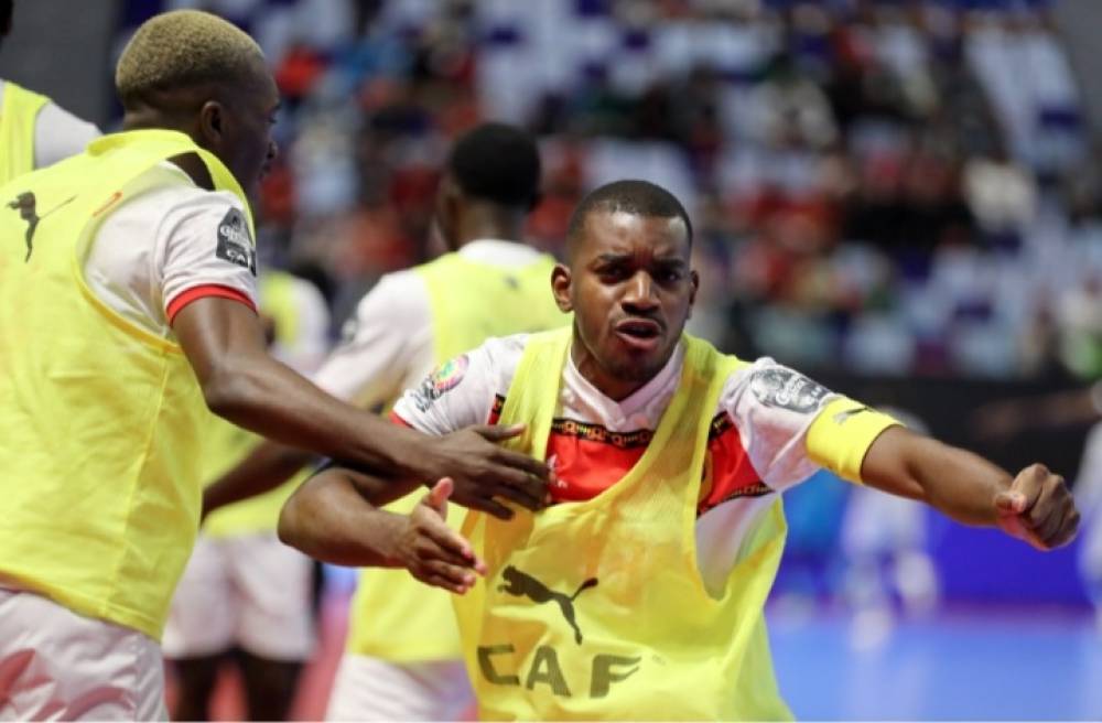 منتخب أنغولا يتفوق على مصر ويبلغ نهائي كأس الأمم الإفريقية لكرة القدم داخل القاعة