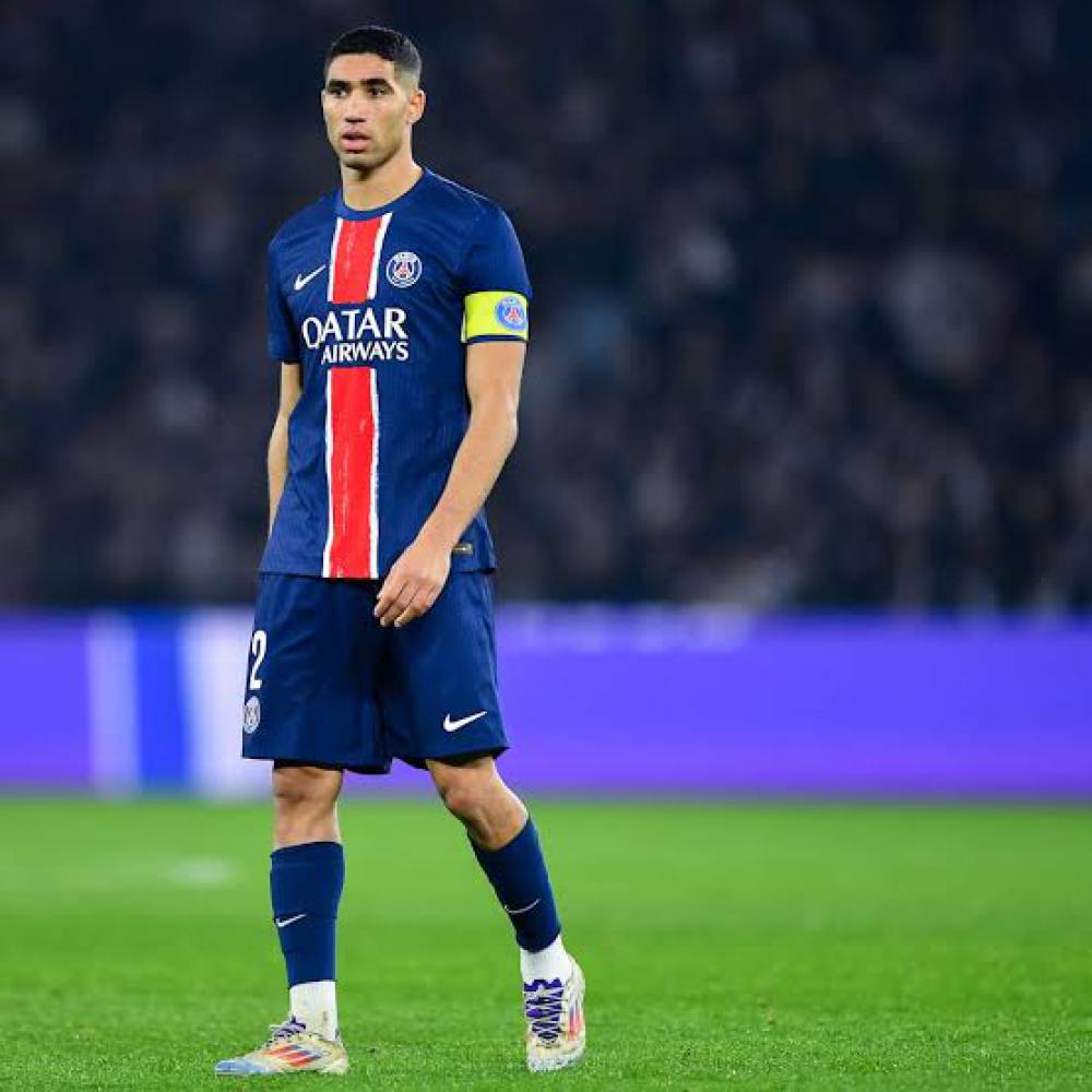 إصابة مقلقة لحكيمي قبل الموندي