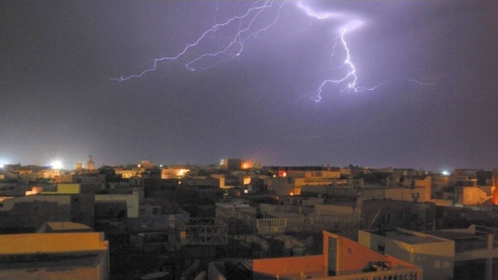 “المغرب على موعد مع ‘القطرة الباردة’… اضطرابات جوية مرتقبة تُنهي استقرار الطقس”