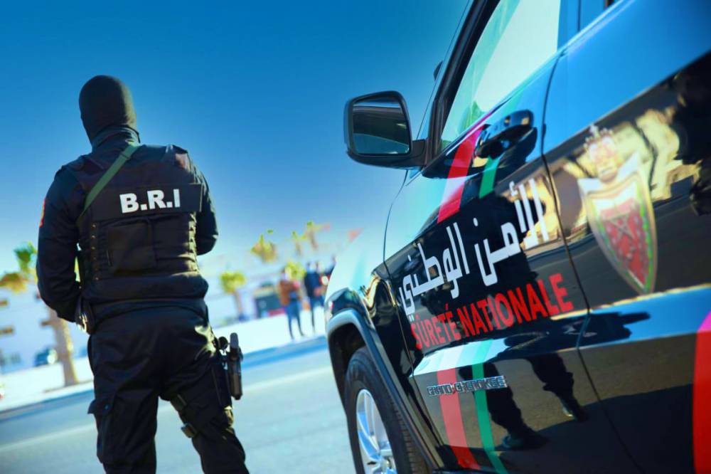 وجدة.. توقيف هولندي مبحوث عنه دوليًا عبر الأنتربول للاشتباه في تورطه بشبكة إجرامية