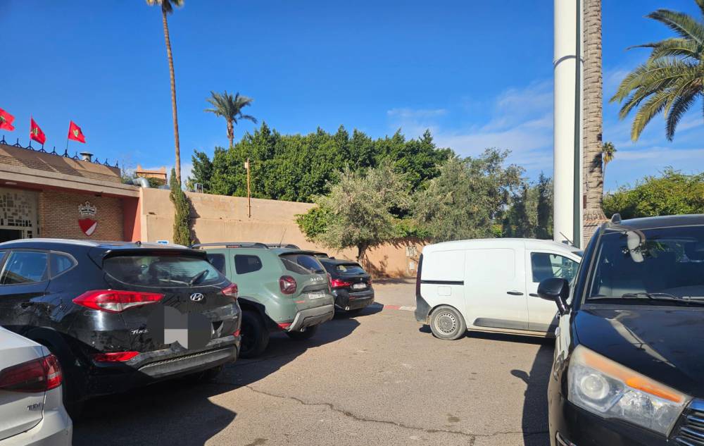 الاكتظاظ المروري بمحيط النادي الملكي للتنس بمراكش يسيء لصورة الفضاء الرياضي ويؤرق المنخرطين