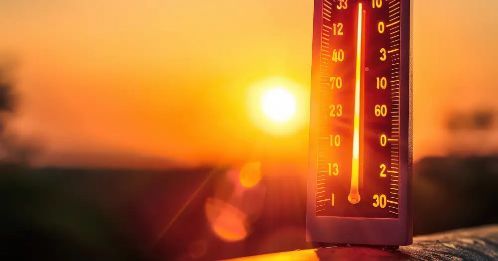 طق حار وزخات رعدية مرتقبة بعدد
