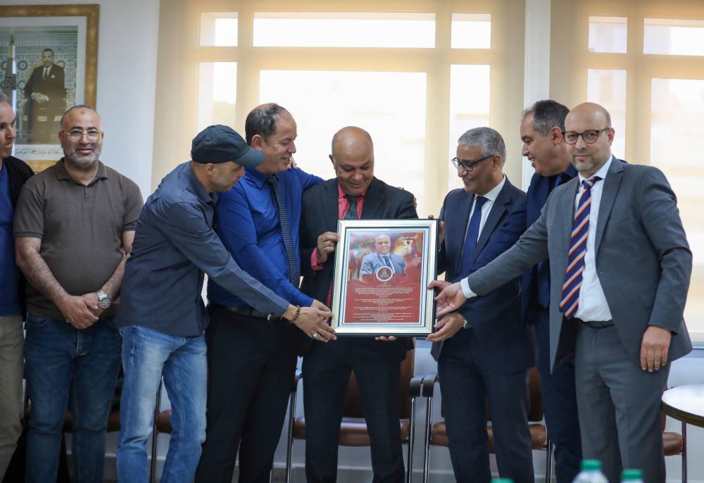 تكريم الأستاذ سعيد إزكا بعد 37 سنة من العطاء في خدمة الرياضة المغربية